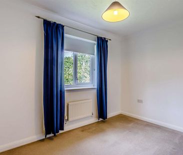 4 bedroom detached house to rent - Photo 5