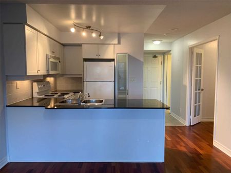 For Lease - 19 Barberry Place Unit# 706, Toronto, Ontario - Photo 4