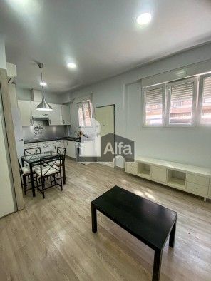 Apartamento en alquiler en Ciudad Lineal - Photo 3