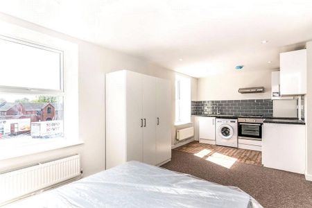 1 bedroom flat to rent - Photo 3