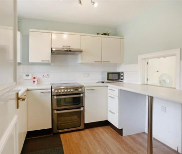 3 bedroom house to rent - Photo 3