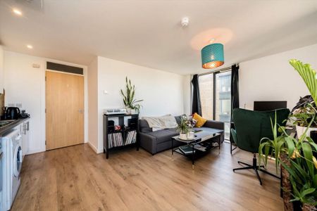 1 bedroom flat to rent - Photo 4