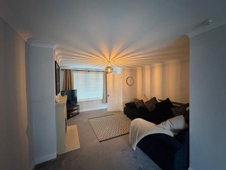 3 bedroom house to rent - Photo 2