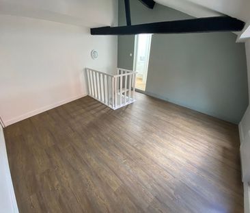 T2 duplex de 33.23 m², rue Pierre Legrand, FIVES réf 5890 - Photo 4