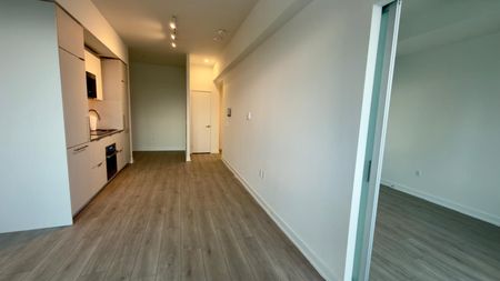 For Lease - 1 Fairview Road Unit# 615, Mississauga, Ontario - Photo 5