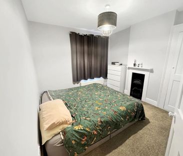 2 bedroom semi-detached house to rent - Photo 3