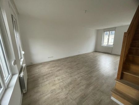 Location Appartement 2 pièces 56 m2 à Saint-Quentin - Photo 3