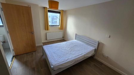 58 Queens Square, Belfast, BT1 3FF - Photo 4