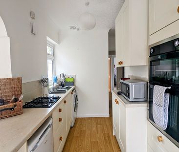 Whitestone Avenue, Bishopston, Swansea, SA3 - Photo 5
