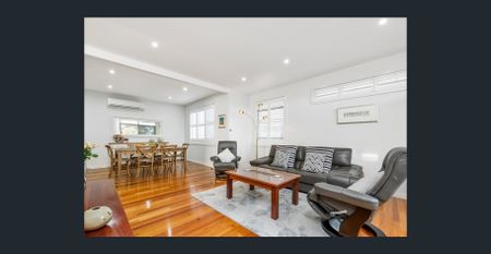 Prime modern living and marvellous Melbourne views - Photo 3