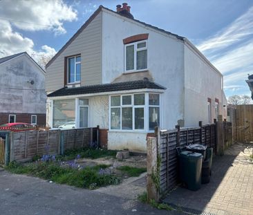 2 bedroom semi-detached house to rent - Photo 3