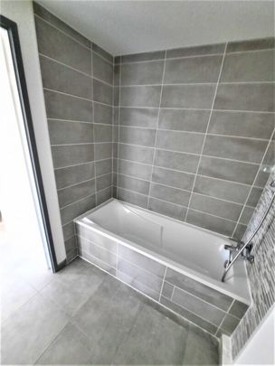 Location Appartement 3 pièces 59m² NIMES 30000 - Photo 1