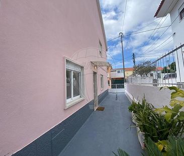 Moradia T2 - Photo 1