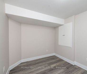 For Lease - 9 Boothill Drive, Brampton, Ontario - Photo 6