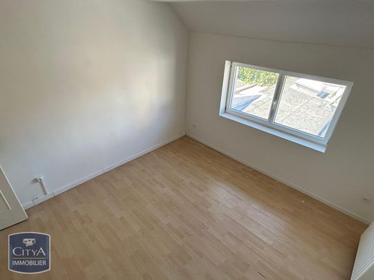 Location Maison 4 pièces 75m² HENIN BEAUMONT 62110 - Photo 1