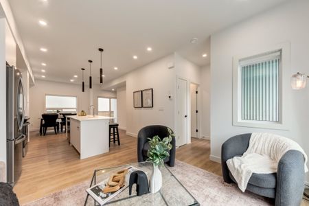 Move-In Special! Modern 1-Bedroom Suite in Highland Park | Pet Friendly - Photo 4