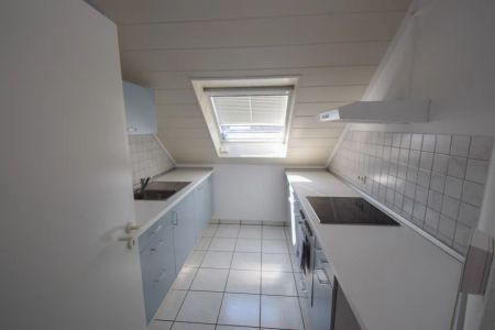 Helle 3-Zimmerwohnung mit Balkon und TG-Stellplatz im Herzen von Oberroden - Foto 5