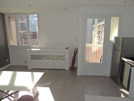 Location Appartement 2 pièces 40m² SASSENAGE 38360 - Photo 4