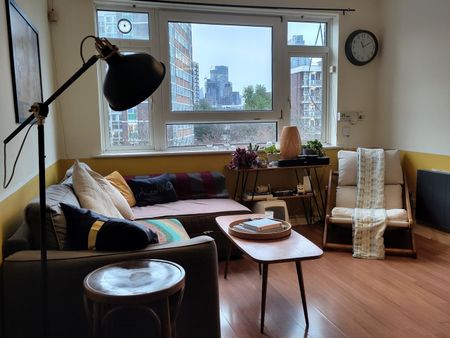 1 Bed Flat, Cropley Court, N1 - Photo 2