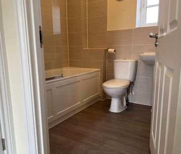 Hornbeam Road, Saxmundham, IP17 - Photo 4