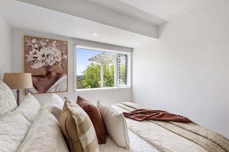 Renovated and ready - Photo 3
