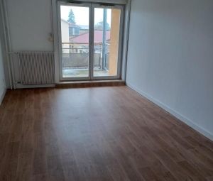 Location Appartement à ST MARCELLIN - Photo 4