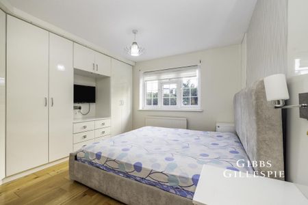 4 bedroom detached house to rent - Photo 4