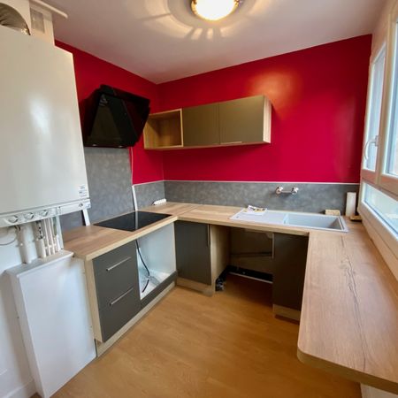 Location Appartement 2 pièces 43m² CHAMALIERES 63400 - Photo 3