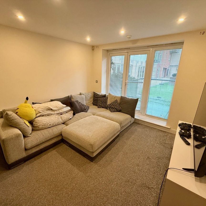 2 bedroom apartment to rent - Photo 1