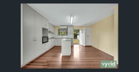 Charming Home with Shed & Under-House Storage – 4 Morley Street - Photo 2