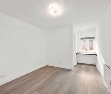 Benhilton Gardens, Sutton, SM1 - Photo 2