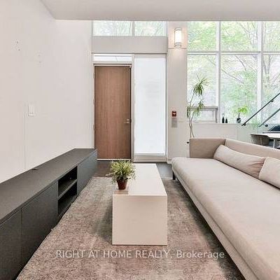 1+1 Bedroom, 2 Bathroom - Cary Wharf Townhouse - Photo 4