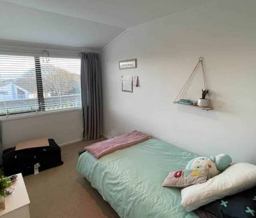 Welcome Home to Your Perfect Retreat! - Photo 3