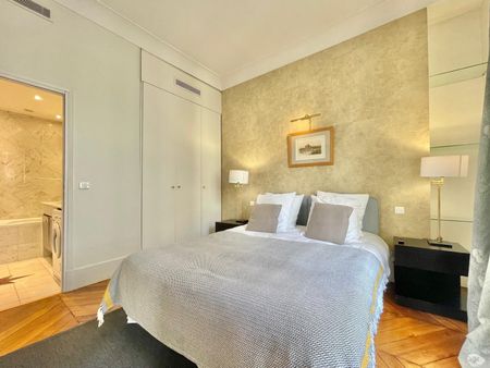 Tout savoir sur cet appartement à Paris 8ème - Photo 3