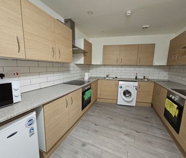 Studio Flat, Ashbourne Parade, W5 - Photo 5