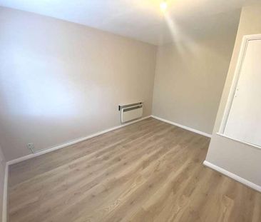 Kelly Court, Borehamwood, WD6 - Photo 5