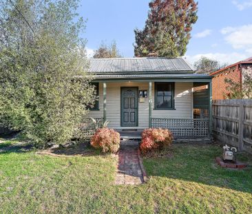 6 John Street, Lilydale - Photo 3