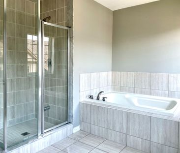 For Lease - 2702 Deputy Minister Path, Oshawa, Ontario - Photo 6