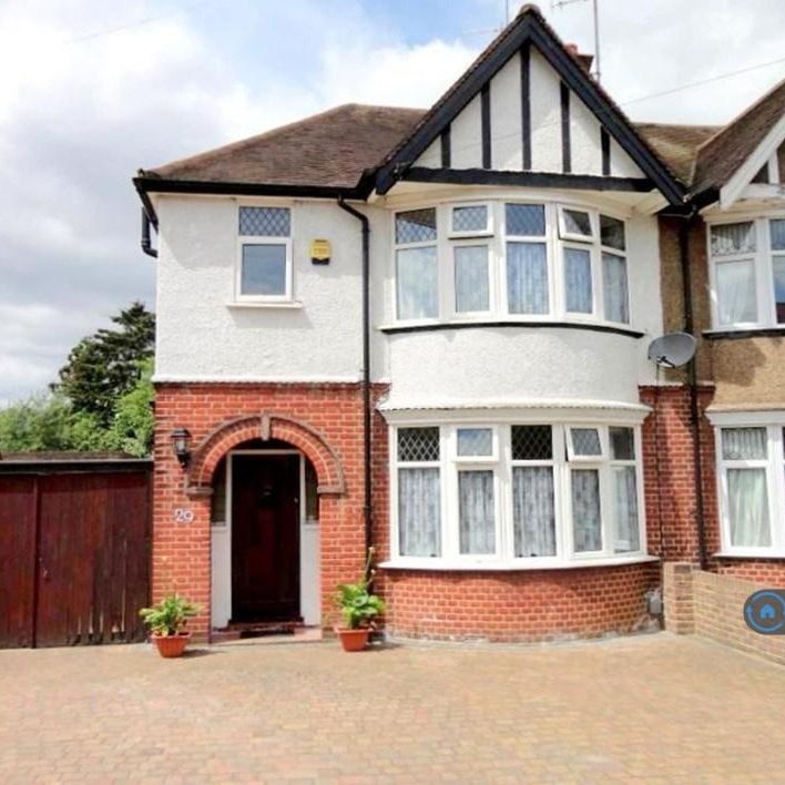 3 bedroom semi-detached house to rent - Photo 1