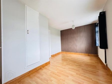 105 East Way, Rathcoole, Newtownabbey, BT37 9NW - Photo 4