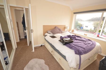 Raleigh Road Wallisdown, BH12 - Photo 3