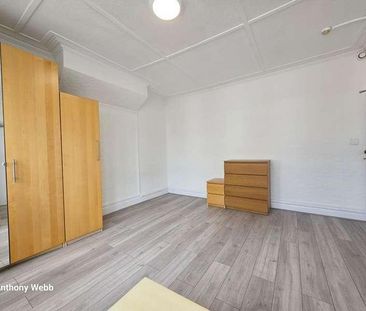 Park Avenue, Palmers Green, N13 - Photo 3