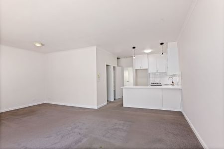 17/94-98 Wattletree Road, Armadale. - Photo 3