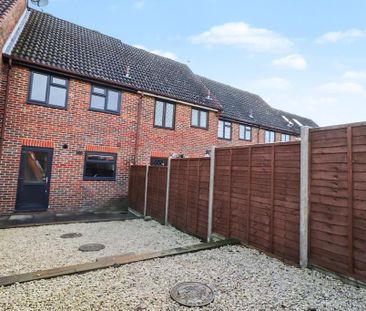 2 bedroom terraced house to rent - Photo 6