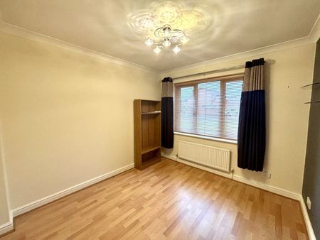 Taverners Crescent - Photo 5