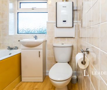 2 bedroom house to rent Mill Lane, Chatham, ME5 - Photo 6