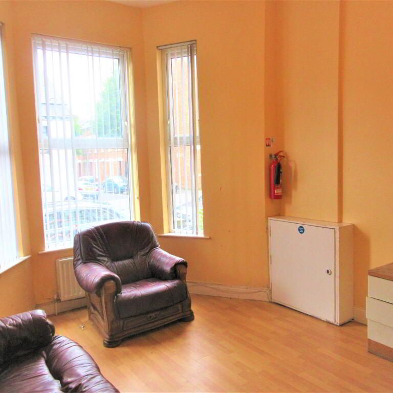 Great Location, 19 Agincourt Avenue, Queens Quarter, Belfast, BT7 1QA - Photo 1