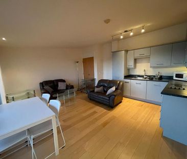 2 bedroom flat to rent - Photo 4