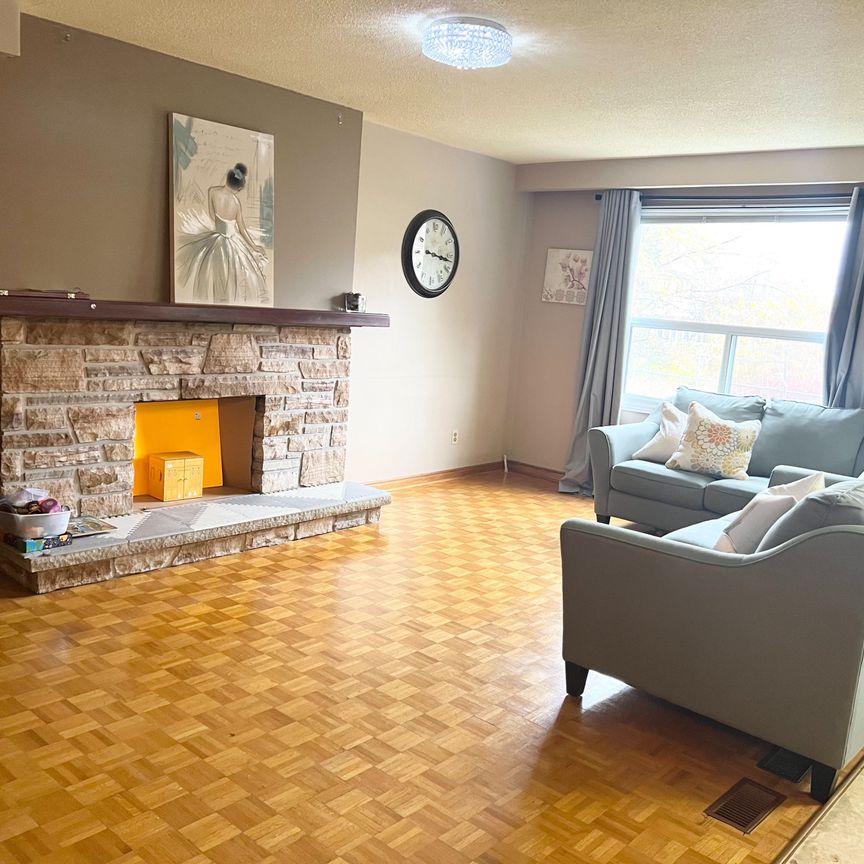 For Lease - 61 Morbank Drive, Toronto, Ontario - Photo 1