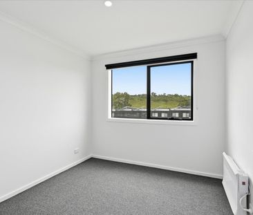 BRAND NEW TOWNHOUSE - Photo 5